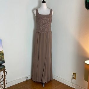 ALEX EVENINGS - Gown/ Long Dress